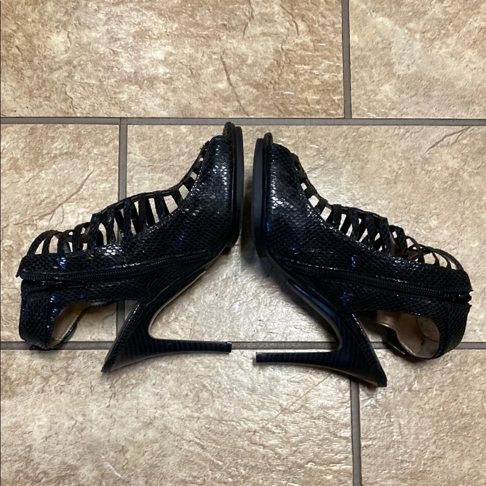 Black Strappy Stiletto Heels 6.5 Summer Night Club Dark Romance Coquette